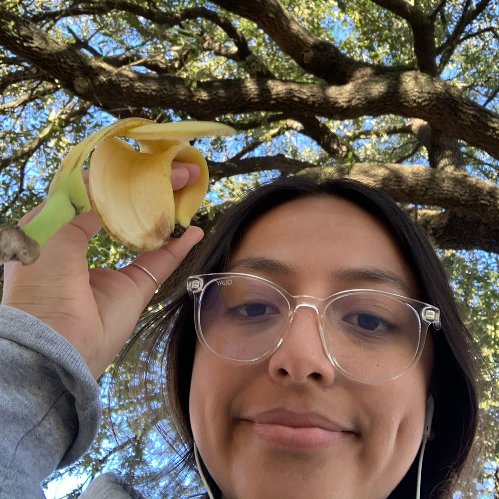 Meet your Posher, Paola
